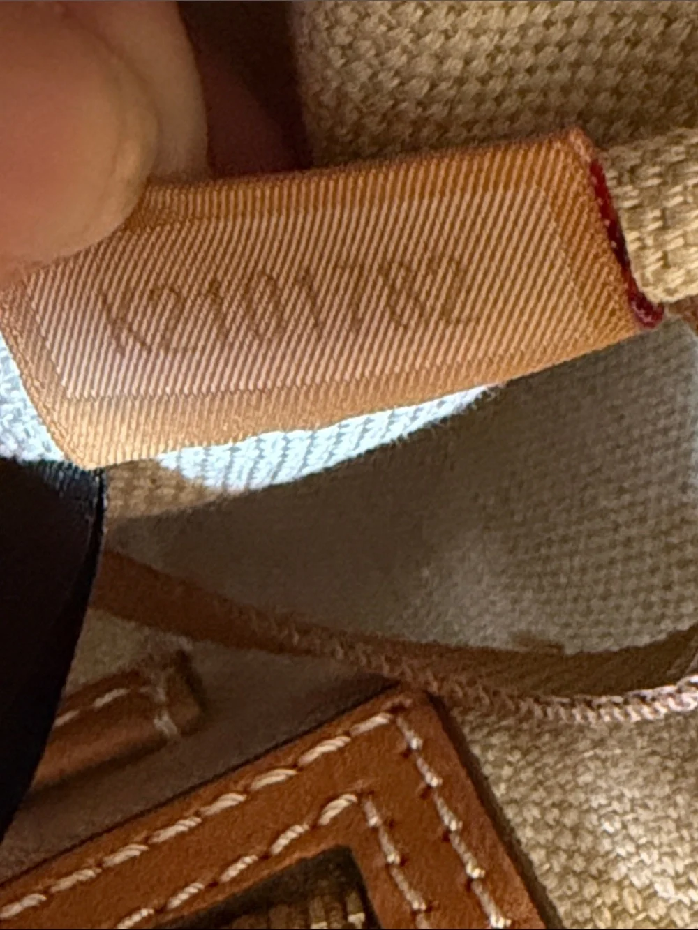 Dooney & Bourke Hydrangea Celeste satchel w/vachetta leather handles & strap EUC